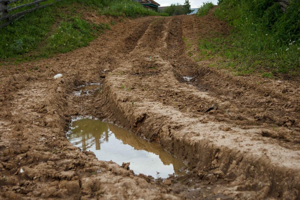 Жители Ишимбайского района пожаловались Хабирову на незаконченный ремонт дороги
