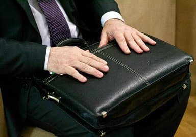 Чиновник из Бураевского района Башкирии попался на подделке документов