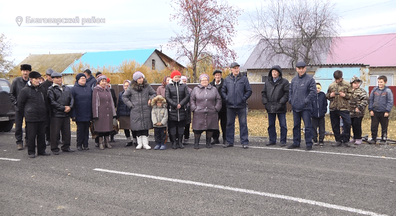 В Благоварском районе отремонтировали участок непроходимой дороги до населенного пункта