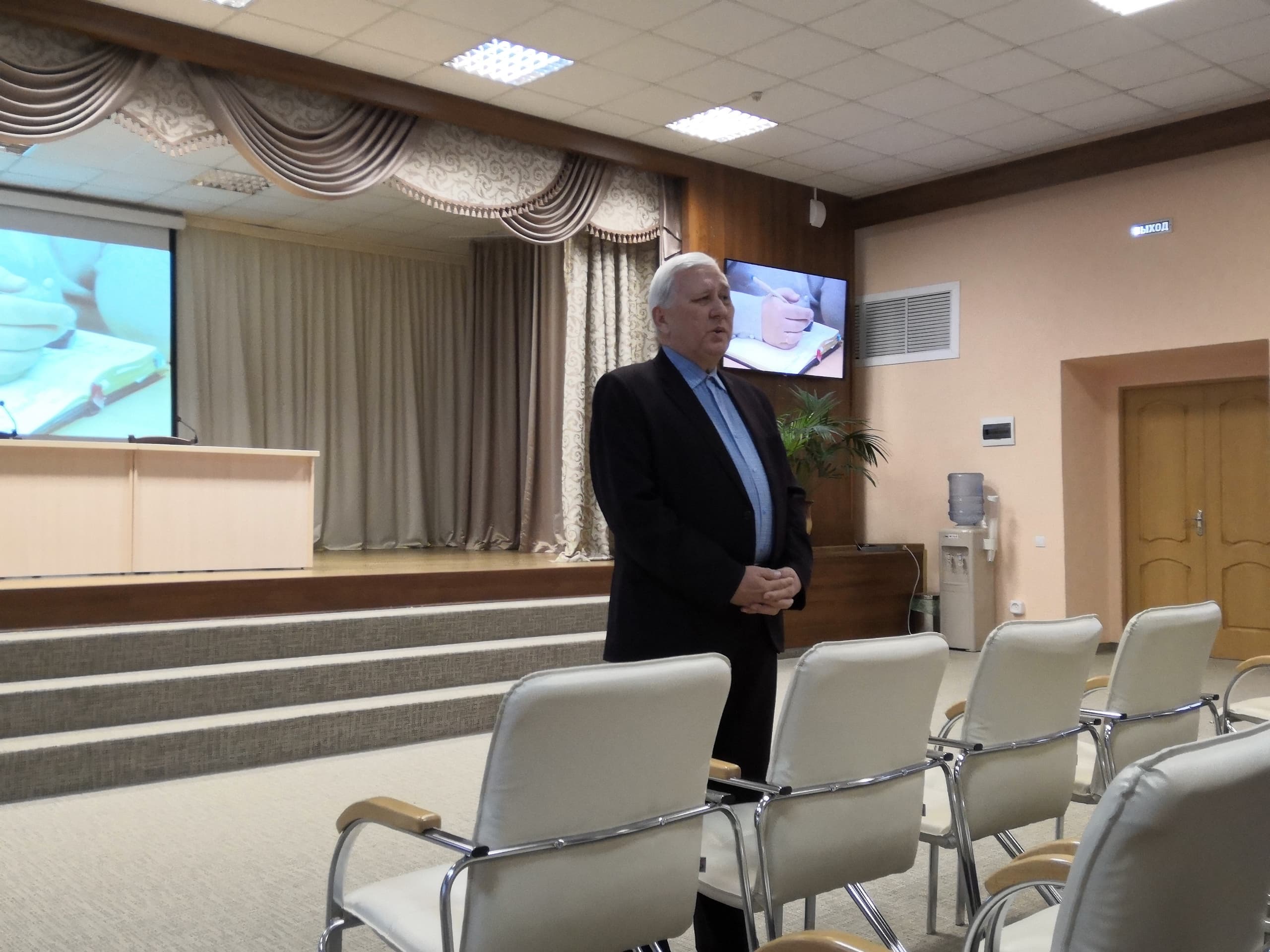 В Институте развития образования Башкирии выступили против назначения на должность ректора бывшего министра образования