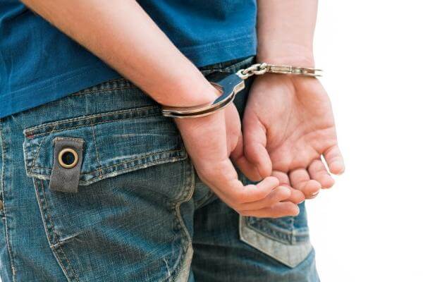 В Бирском районе парень вовлек несовершеннолетнего в совершение кражи