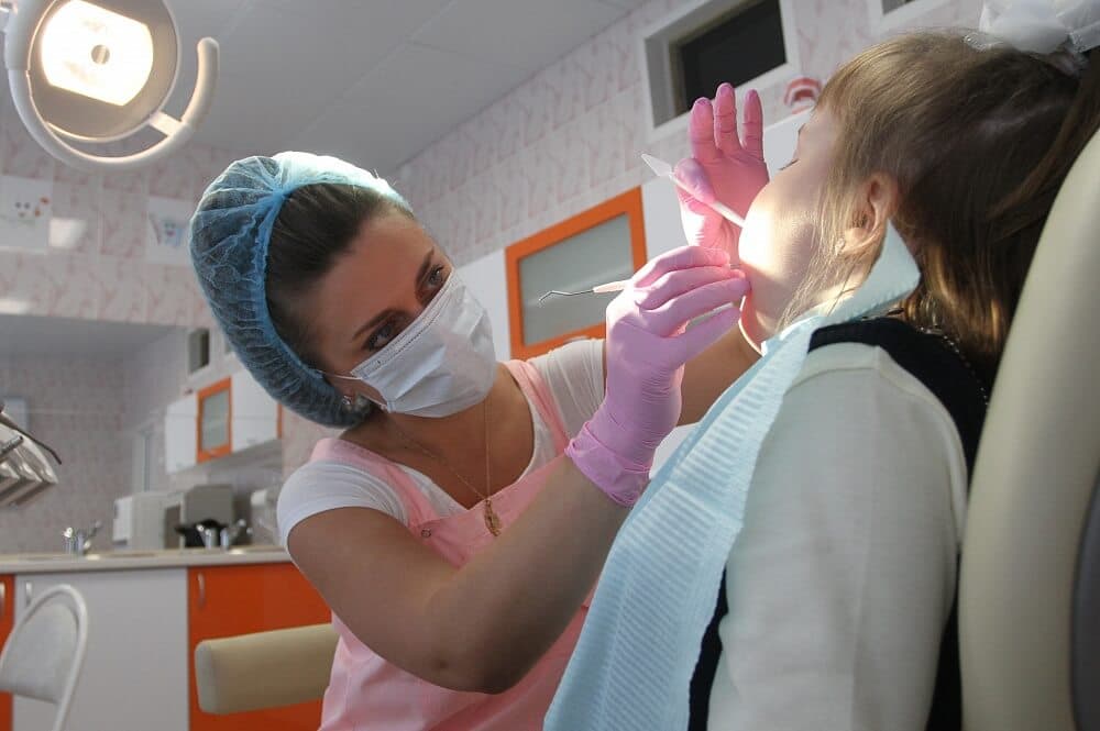 В школах Башкирии появятся стоматологические кабинеты