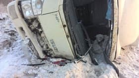 В Архангельском районе Башкирии столкнулись грузовик и легковое авто: погибла женщина
