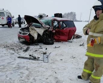 В Дюртюлинском районе Башкирии от столкновения «KIA Ceed» с «Peugeot Partner» погиб человек