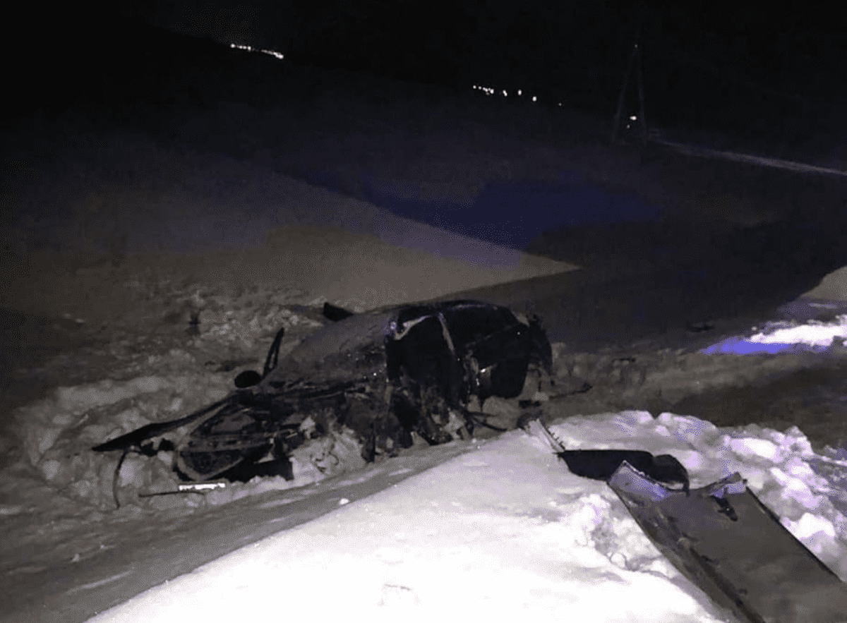 В Гафурийском районе легковушка столкнулась со снегоуборочным трактором