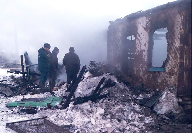 В Миякинском районе в сгоревшем дотла доме нашли тело мужчины