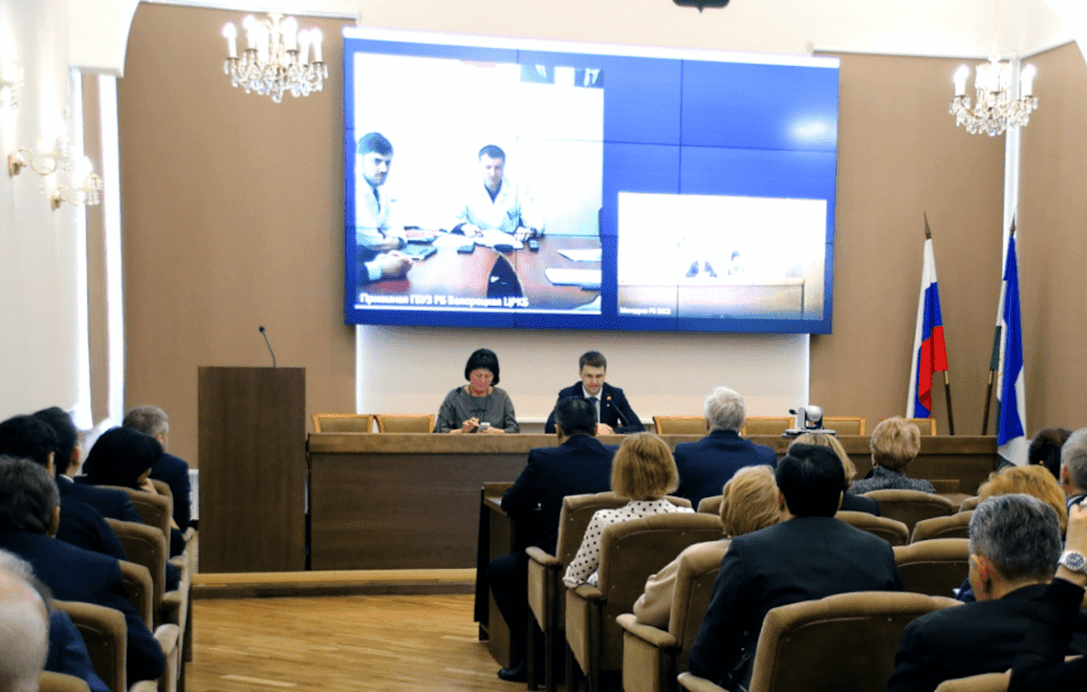 В Минздраве Башкирии прошло видеоселекторное совещание с руководителями медицинских организаций