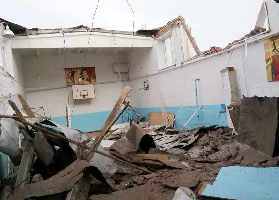В Белебеевском районе обрушилась крыша школьного спортзала