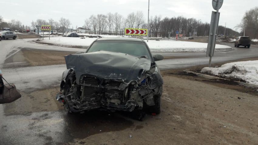 Авария в Дюртюлинском районе: в столкновении «Хендай Соната» и «ВАЗ-2110» пострадал водитель