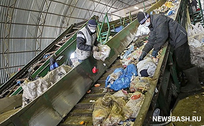 Медведев: тарифы на утилизацию мусора в регионах будут снижены