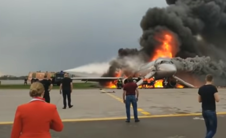 Стали известны данные с бортовых самописцев сгоревшего в Шереметьево самолета Superjet
