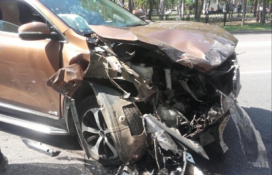 Авария в Стерлитамаке: от столкновения с «Киа Соренто» погиб водитель «ВАЗ-2113»