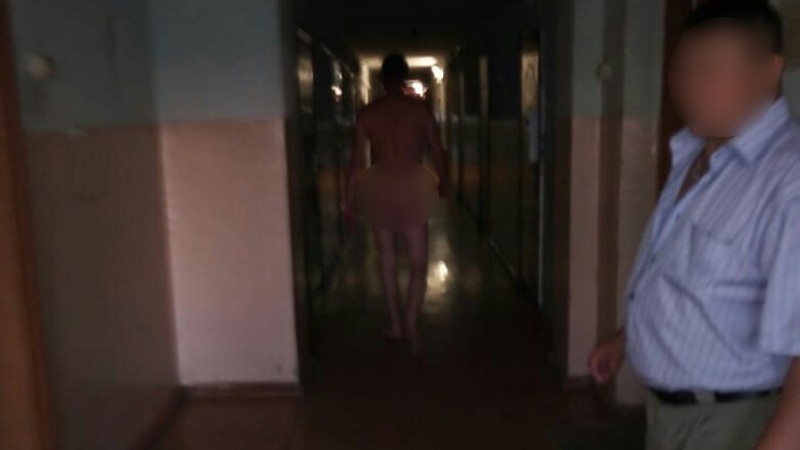 В одном из общежитий Стерлитамака голый мужчина приставал к жильцам