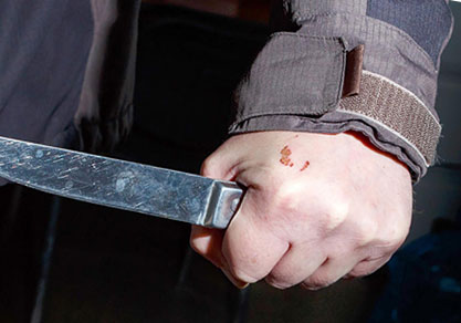 В Альшеевском районе мужчина ударил ножом в грудь собутыльника пока тот спал