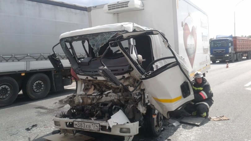 Авария в Федоровском районе: фургон «Исузу»  врезался в «Камаз»