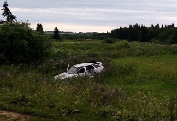 Авария в Калтасинском районе: на трассе Новый Орьебаш-Старый Орьебаш погибла автоледи опрокинувшись в кювет