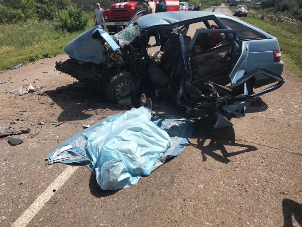 Авария в Белебеевском районе: лоб в лоб столкнулись ВАЗ-2110 и «Хендай Солярис», погиб водитель, двое детей в больнице