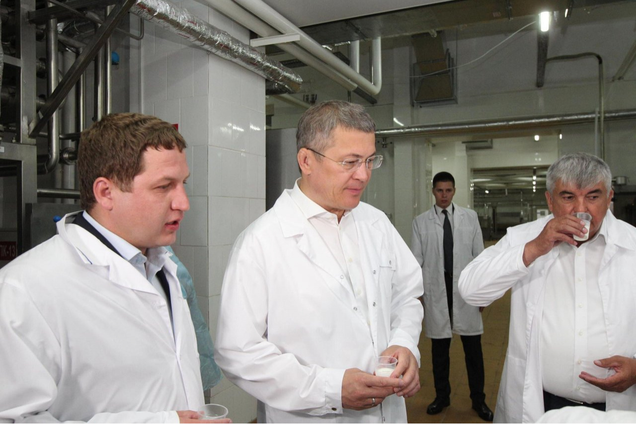 Радий Хабиров в Чишминском районе посетил молочный завод