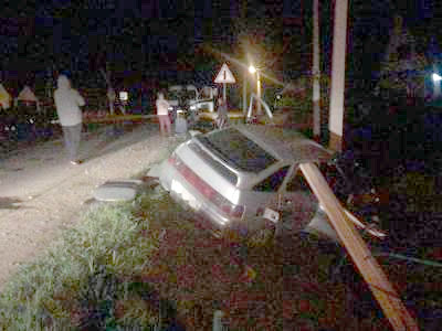 ДТП в Уфе: в поселке Дмитриевка электроопора прошла сквозь автомобиль, погибла пассажирка
