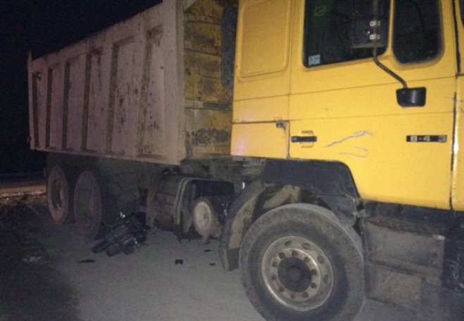 Авария в Булгаково: в столкновении грузовика и мопеда пострадали два подростка