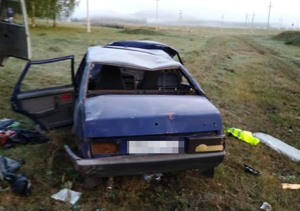 Авария в Абзелиловском районе: пострадал пьяный водитель опрокинув авто в кювет