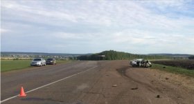 Авария в Чекмагушевском районе: на встречке столкнулись Hyundai Verna и ВАЗ-2114, погибла девушка