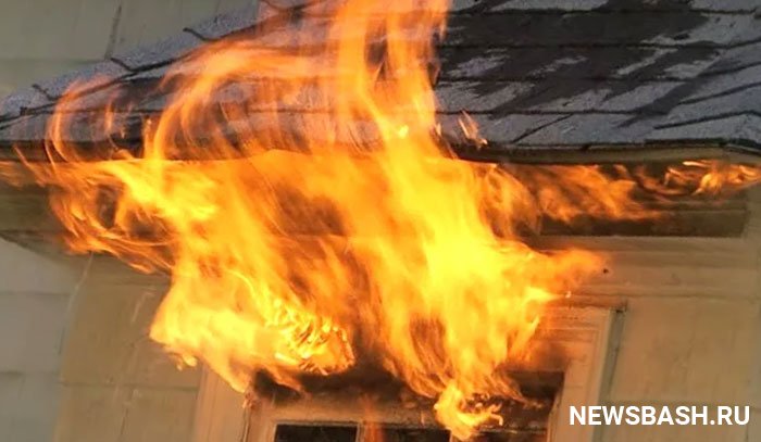 В Дюртюлях школьница спасаясь от пожара выпрыгнула из окна квартиры