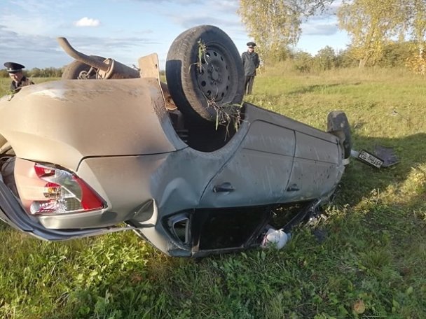 Авария в Чекмагушевском районе: водитель и пассажир «Лады Гранта» погибли вылетев в кювет