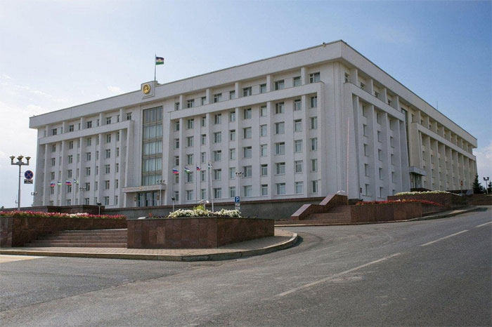Правительство Башкирии ушло в отставку, новый состав будет сформирован в течение месяца