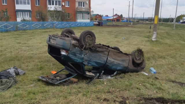В Кушнаренковском районе местный житель перевернулся на одной из двух угнанных за ночь машин