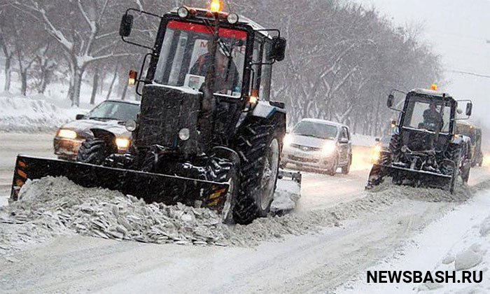 В Башкирии техника будет круглосуточно вывозить снег как с дворовых территорий, так и дорог