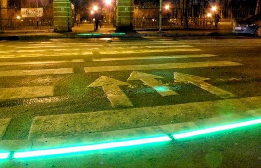 В Уфе начали устанавливать светодиодные полосы, дублирующие основной сигнал светофора