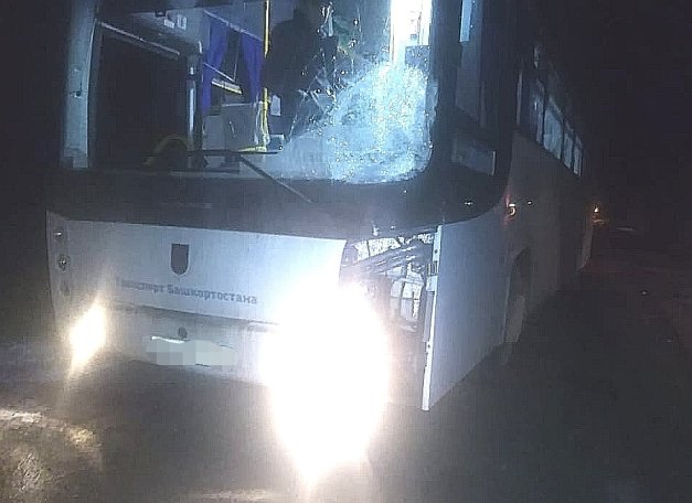 ДТП в Кумертау: на улице Шоссейной автобус насмерть сбил мужчину