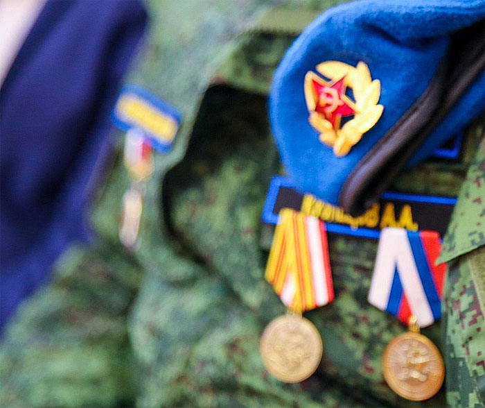 Депутаты Госдумы приняли решение заморозить военные пенсии в России