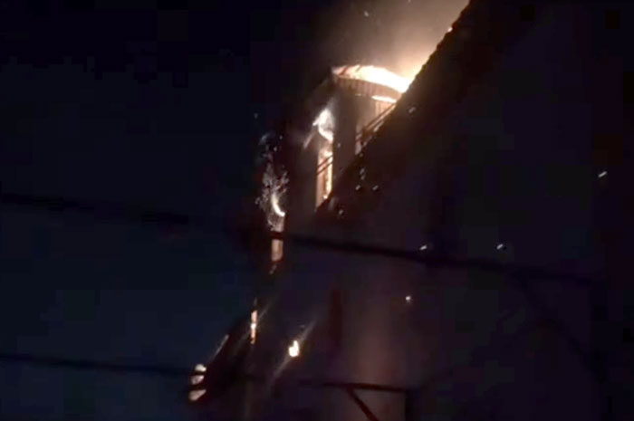 Пожар в Уфимском районе: в деревне Вавилово загорелся частный дом