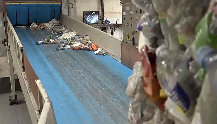 В Баймакском районе построят новый комплекс по сортировке мусора