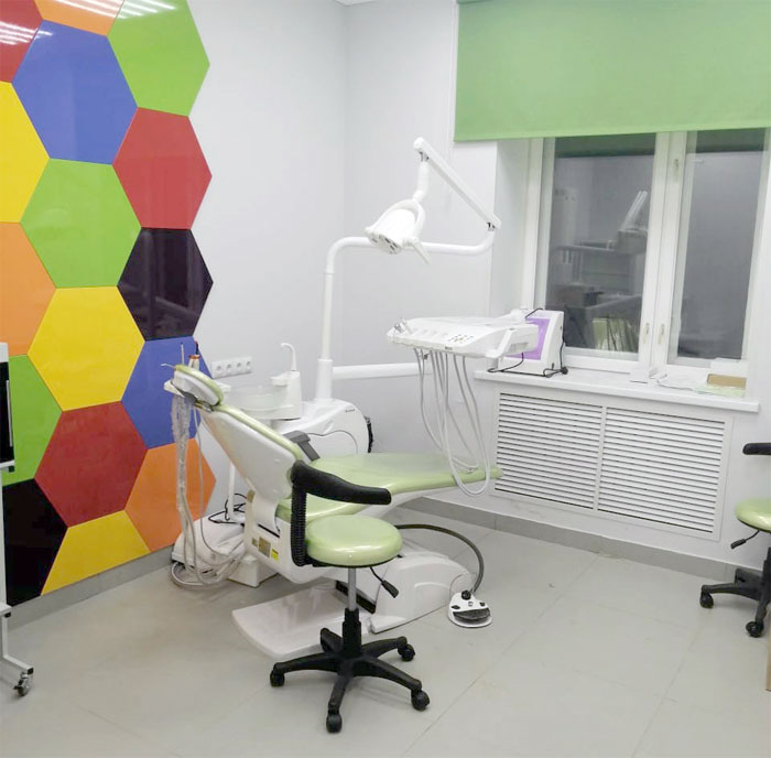 В школах Башкирии планируют открыть 64 стоматологических кабинета