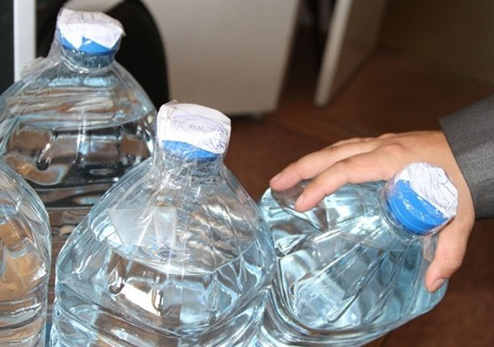 В Стерлитамаке правоохранители накрыли склад с 700 литрами водочной продукции