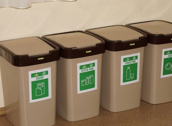 В школах городов и райцентров Башкирии к весне должны быть установлены контейнеры для раздельного сбора мусора