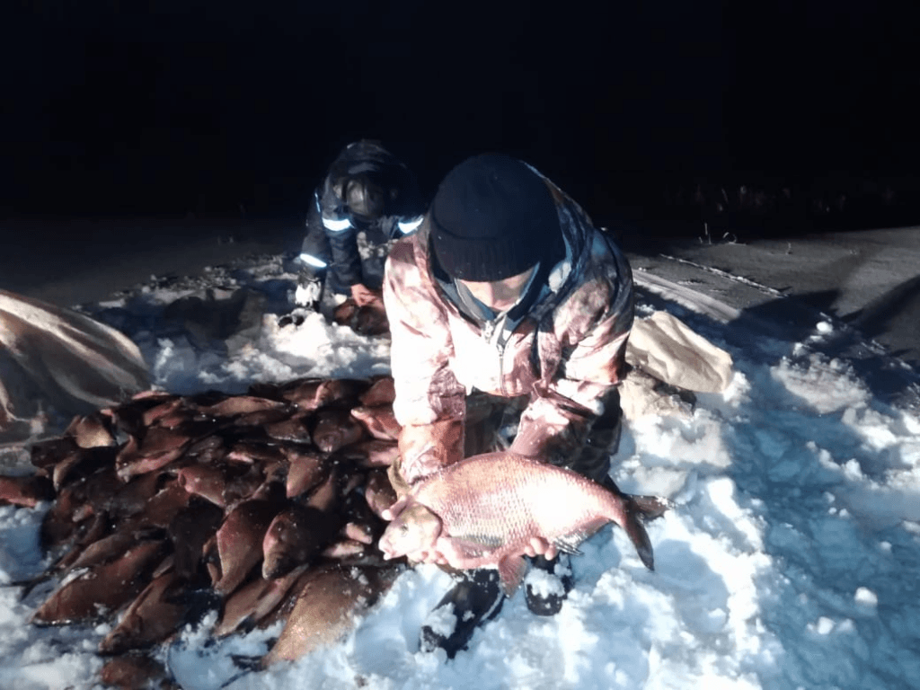 В Ишимбайском районе задержали группу браконьеров во главе с инспектором рыбохраны