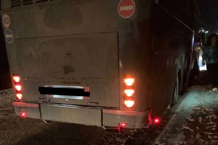 На трассе в Белорецком районе Башкирии в автобусе застряли 50 пассажиров