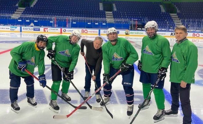 Первые лица Башкирии создали свою хоккейную команду