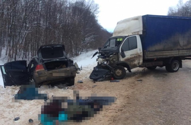 Авария в Стерлибашевском районе: столкнулись "Газель" и  «Опель Астра», погибли три человека