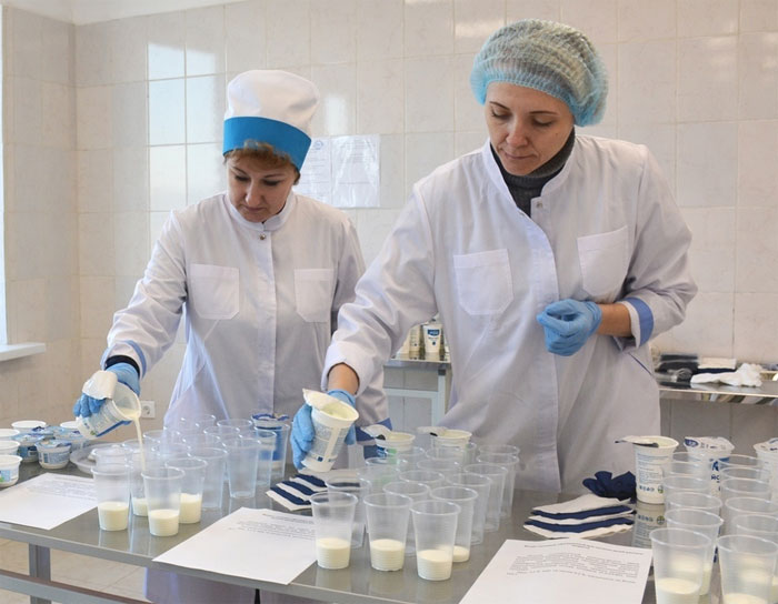 Хабиров озвучил планы развить сеть молочных кухонь по всей Башкирии и охватить ею школы