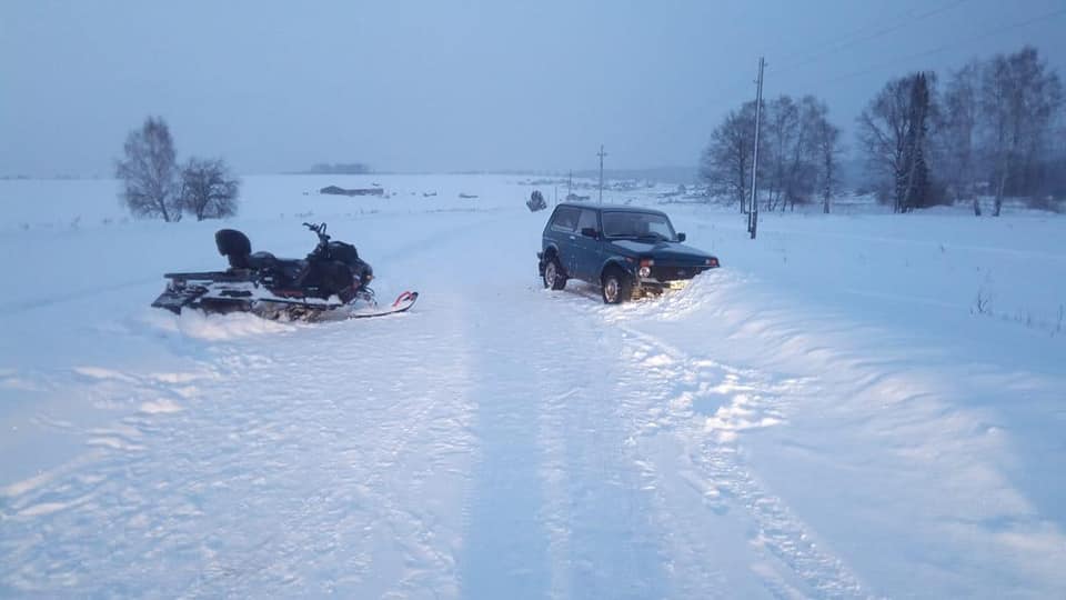 Авария в Караидельском районе: столкнулись «Нива» и снегоход