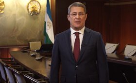 Радий Хабиров поздравил жителей Башкирии с Новым 2020 годом | видео