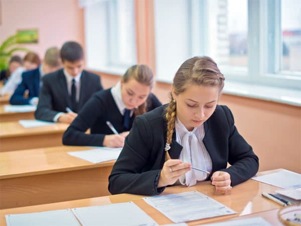 В Рособрнадзоре сообщили о продлении срока подачи заявлений на участие в ГИА-2020 для выпускников 9 класса