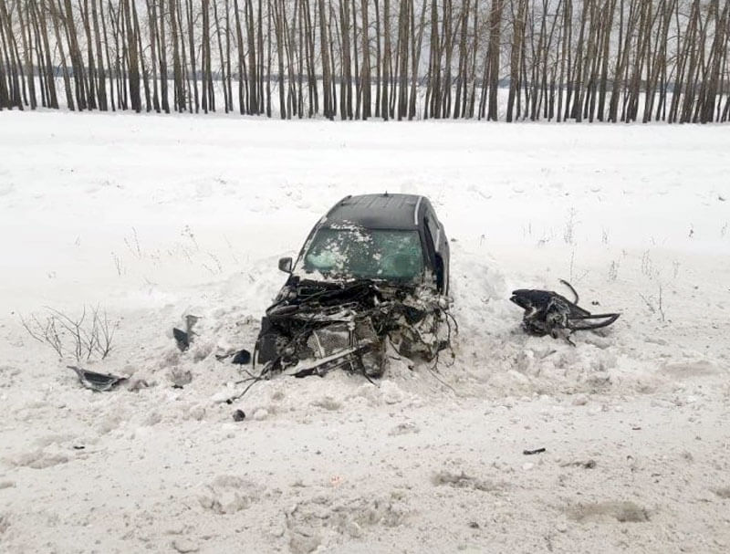 Авария в Кушнаренковском районе: столкнулись «Фольксваген Гольф» и встречный «Мерседес МЛ350»