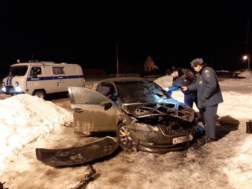 В Чекмагушевском районе полиция подтвердила умышленный поджог автомобиля общественника