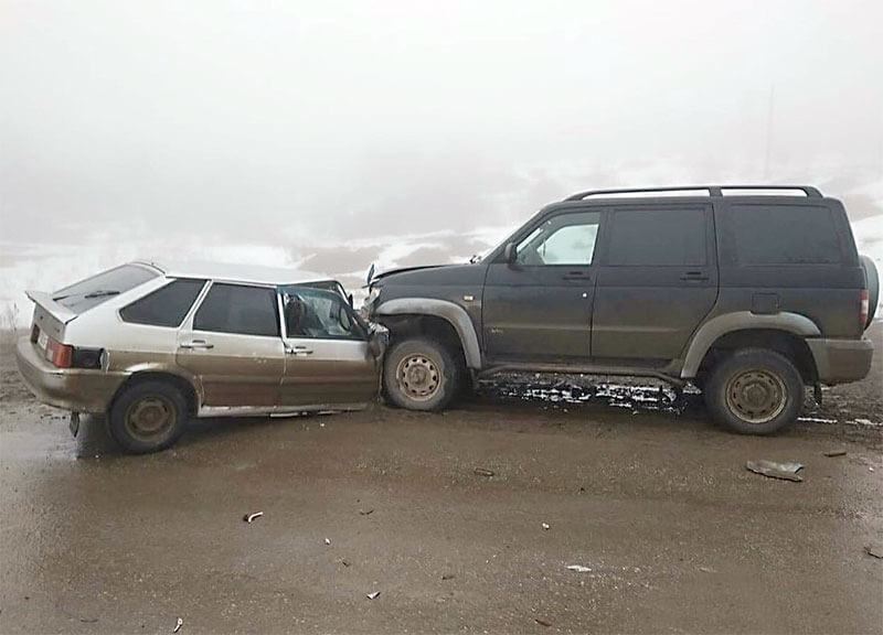 ДТП Октябрьский: в тумане столкнулись три автомобиля, два человека пострадали